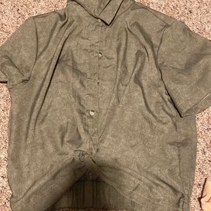 Green cropped button up